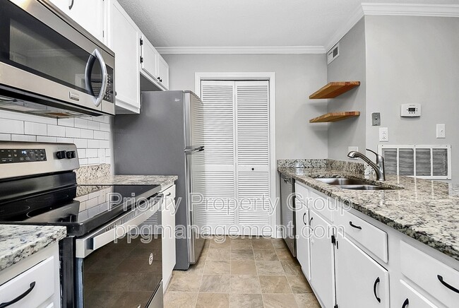 Photo - 10971 Harrowfield Rd