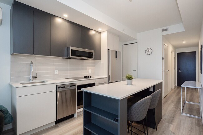 Photo - 1425 Avenue Overdale Unit ID1261820P