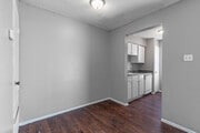 B1 Classic | 2 Bed / 1 Bath | 854 Sq Ft
