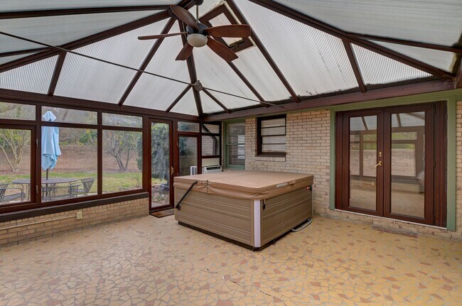 Photo - Prime Location! Beautiful Home Only Minutes to The Vista & Downtown