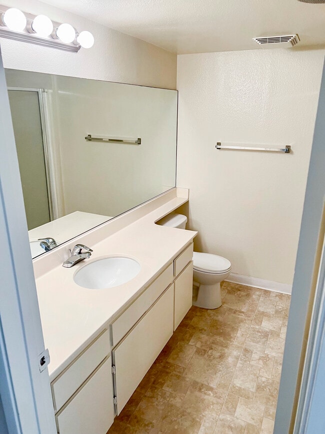 Magnolia View Apartments