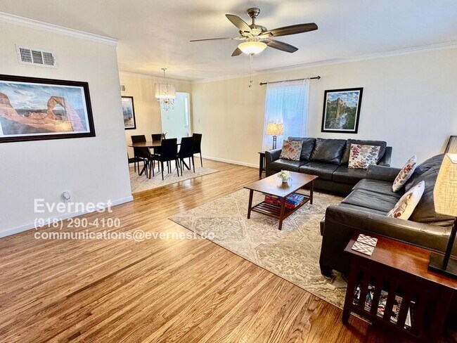 Photo - 2542 S Pittsburg Ave