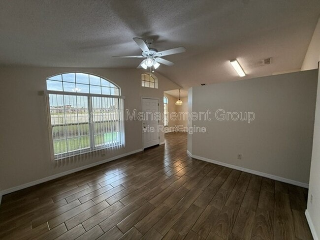 Photo - 2362 Harbor Town Dr