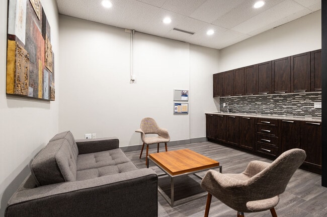 Photo - Somerset Place Apartments