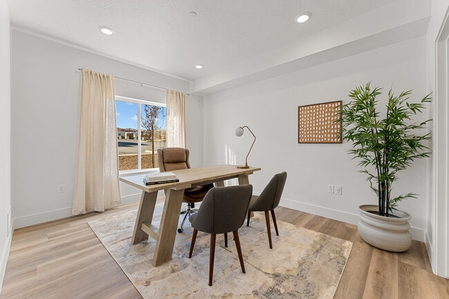 2 Bed 2 Bath