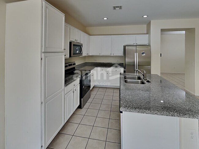 Photo - 207 W Calle Matraca