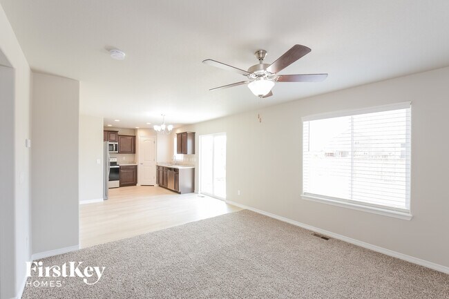 Photo - 6524 Vedder Dr