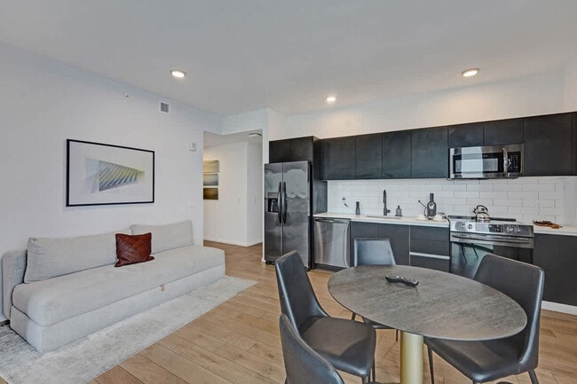 Photo - 398 NE 5th St Unit SI ID1503998P