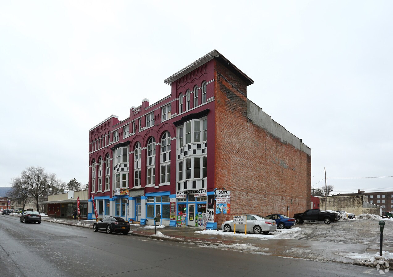 Winston Arms - Winston Arms Apartments