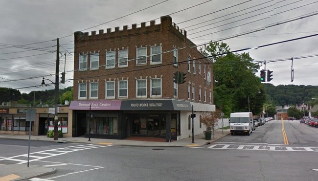 Photo - 465 Bedford Rd