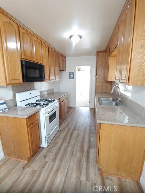 Photo - 712 E Yale St