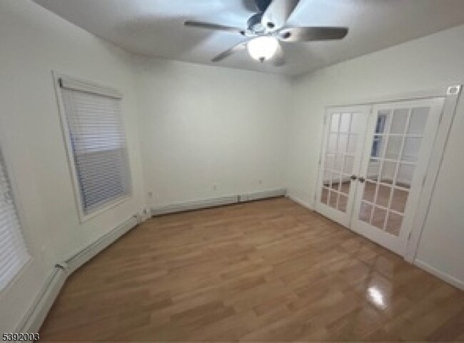 Photo - 466 Cortlandt St Unit 2