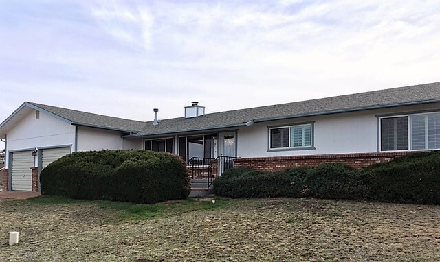 Building Photo - Furnished Three Bedroom HORSE Property in N. Prescott