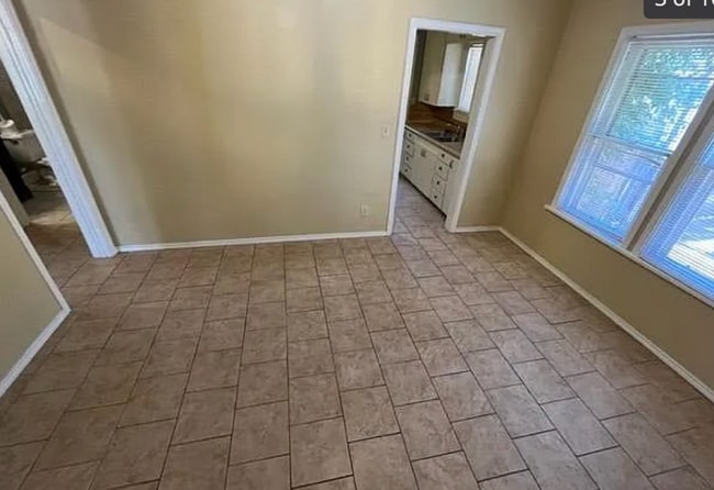 Photo - 2401 21st St