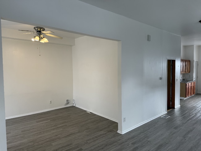 Photo - 3525 W Fullerton Ave Unit 2