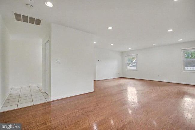 Photo - 2504 Korvale Ln