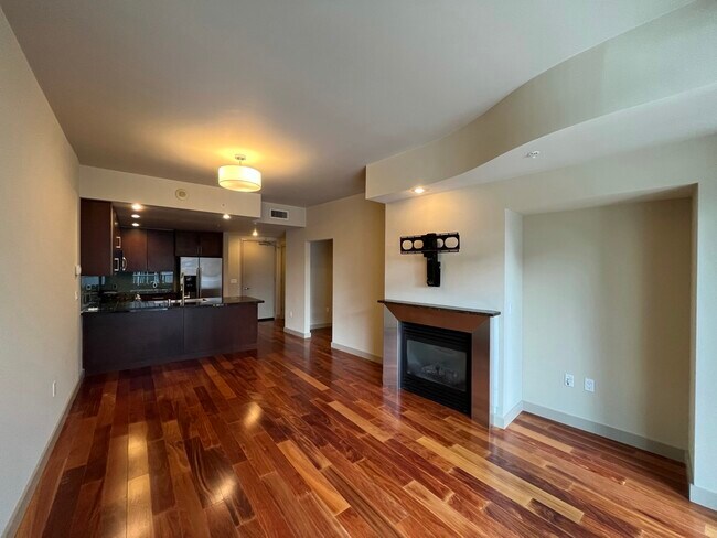 Photo - 900 Lenora St Unit 504