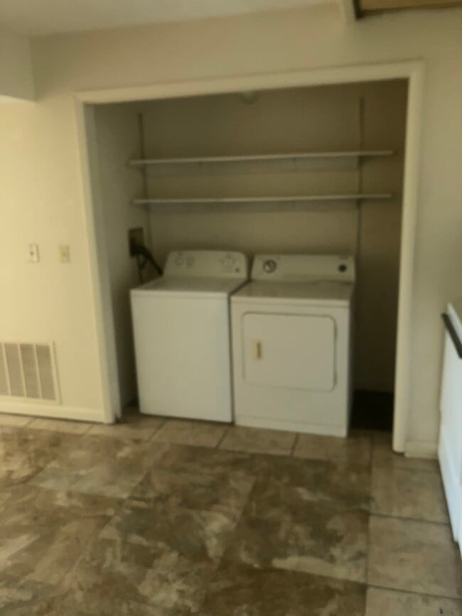 Photo - 145 Skinner Ln Unidad 145 Skinner Lane