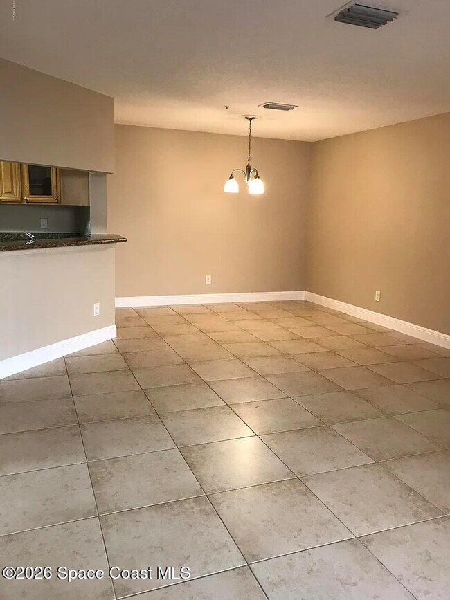 Photo - 7667 N Wickham Rd Unidad 1407