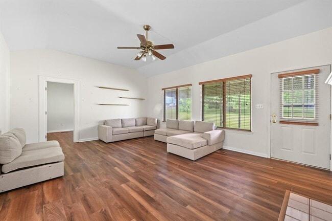 Building Photo - 12753 Burson Dr
