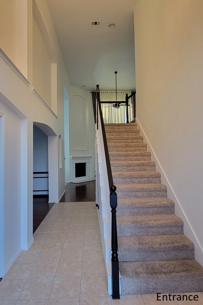 Photo - 6405 Branchwood Trail