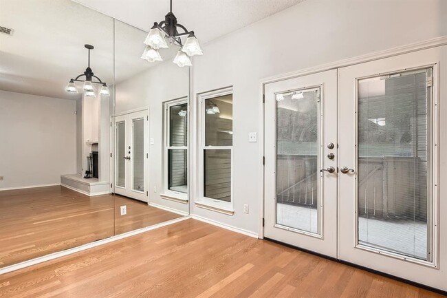 Photo - 9100 Mountain Ridge Dr Unit 106