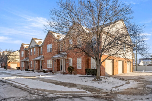 Photo - 13165 Turnberry