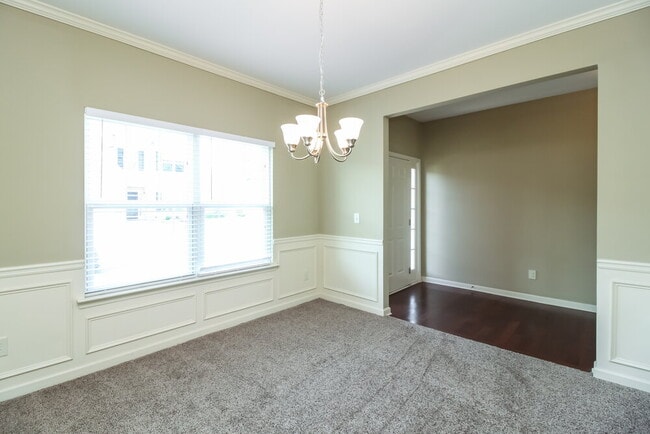 Photo - 41 Crescent Chase