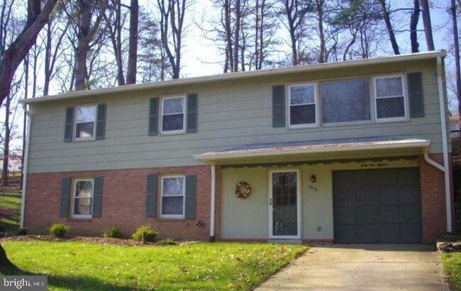 Photo - 6918 Ashbury Dr