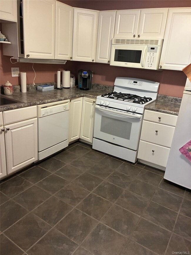 Photo - 55 Country Club Ln