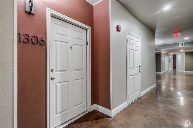 Building Photo - 3102 Kings Rd Unit 1306 Rental