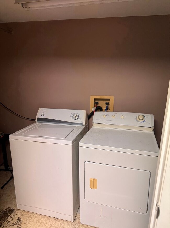 Photo - 25 N Water Ave Unit 25 N Water Ave