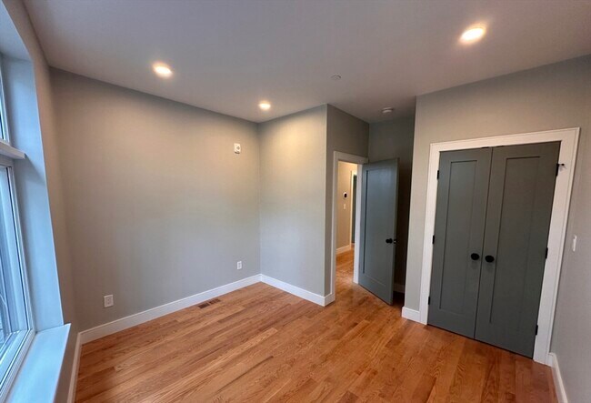 16 Baker Ct