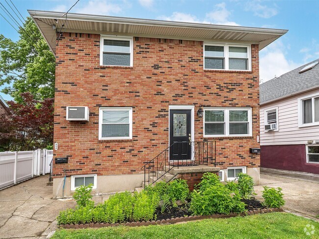 Building Photo - 45 Firwood Rd Rental