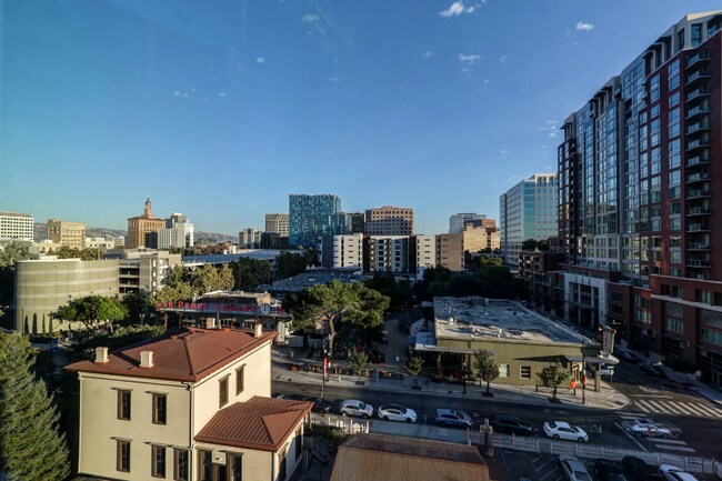 Photo - 188 W St James St Unit 10819