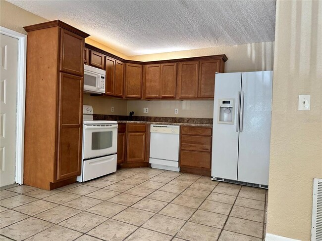 Photo - 8205 Sun Spring Cir Unit B1