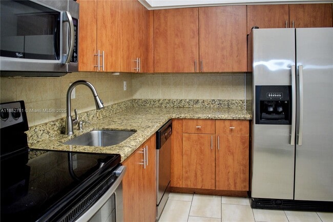 Photo - 3300 NE 192 St Unit 611