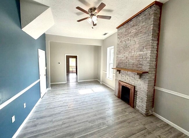 531 E Chestnut St Unit 531-2
