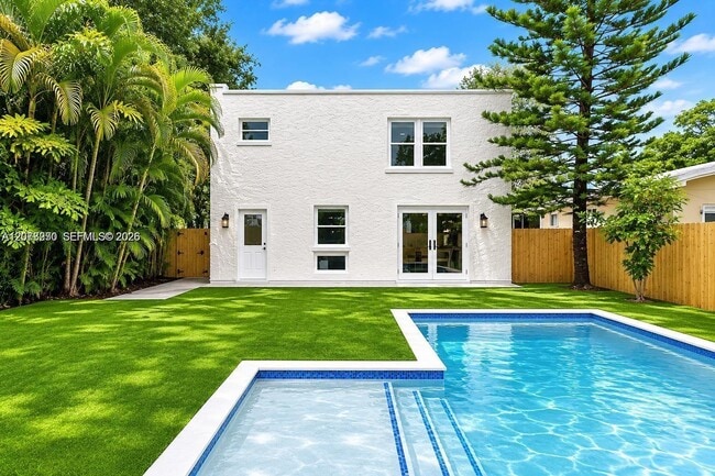 Photo - 22 NE 44th St