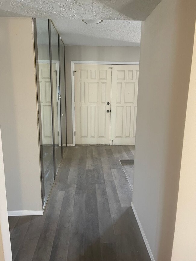 Photo - Charming 4-bedroom, 2-bathroom! Showings available NOW!
