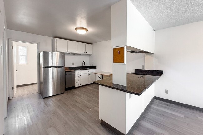 Photo - Latah Apartments
