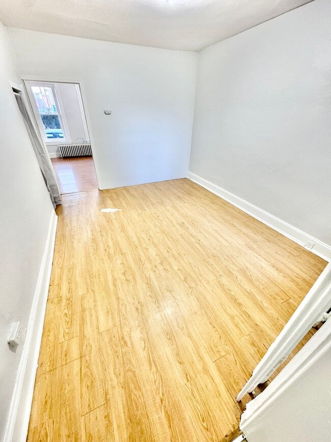 Photo - 445-447 West Linden Street Unidad 447- 1