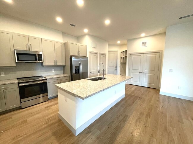 Building Photo - 3118 Co Rd 172 Unit 4161