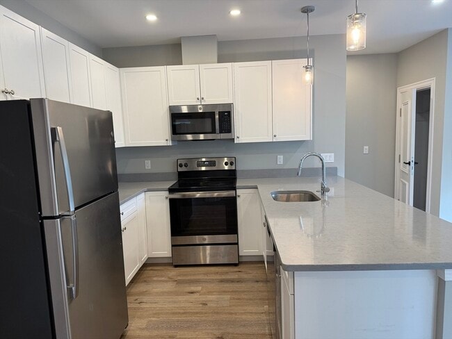 Photo - 3 Burke Ln Unit 203