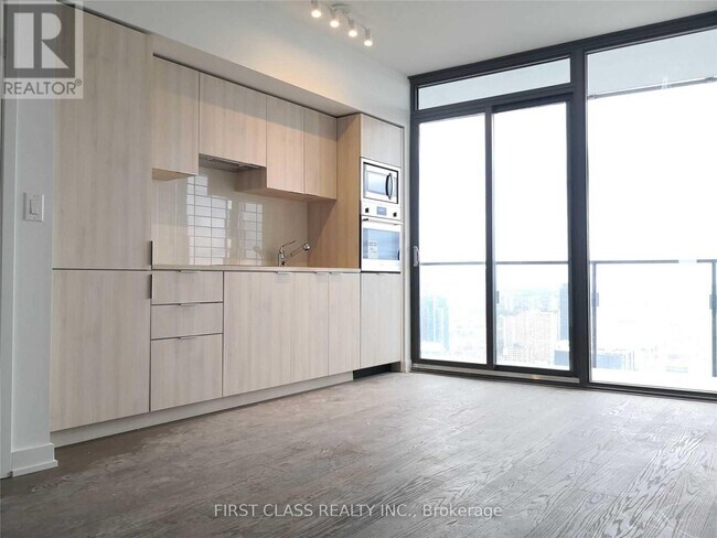 Photo - 11 Wellesley St W Unité 4613