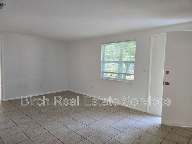 Photo - 5052 Cougar Loop