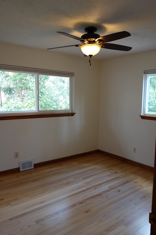 Photo - 62 Cherry St