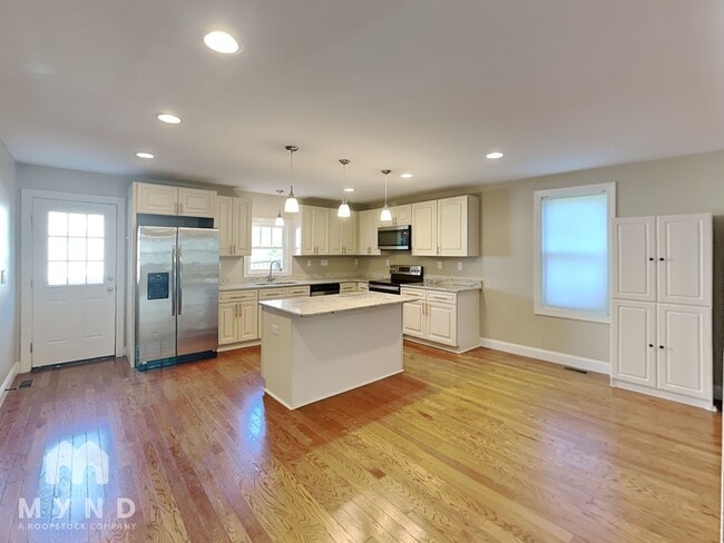 853 Cross Link Rd