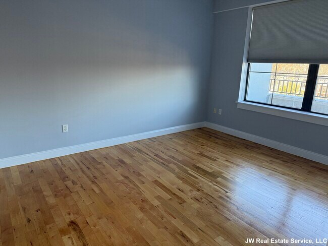 Photo - 110 Cypress St