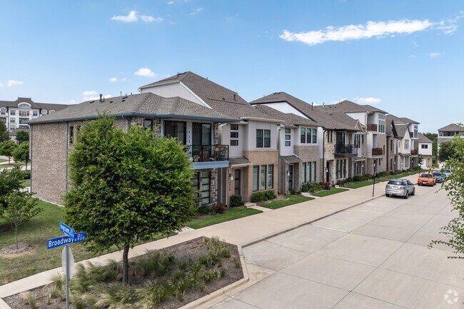 Photo - Commodore at Preston